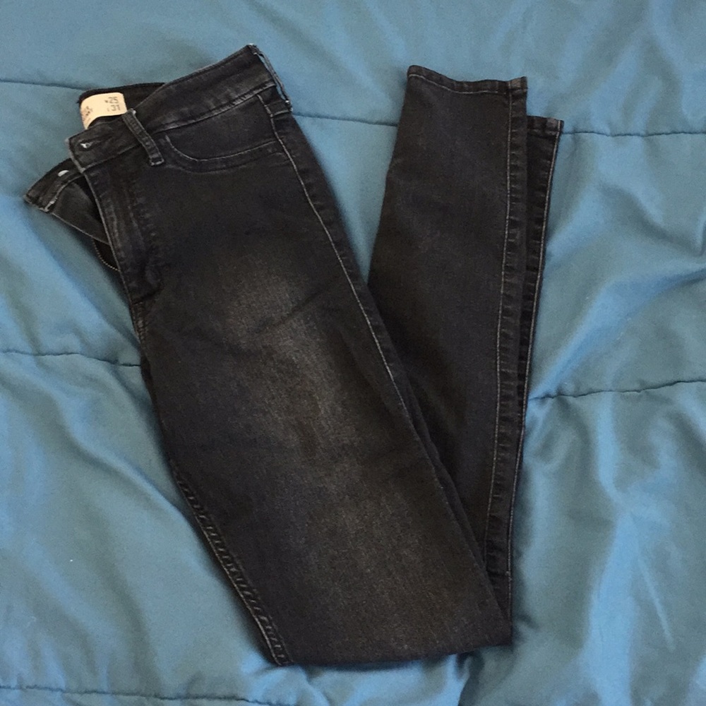 Hollister jean